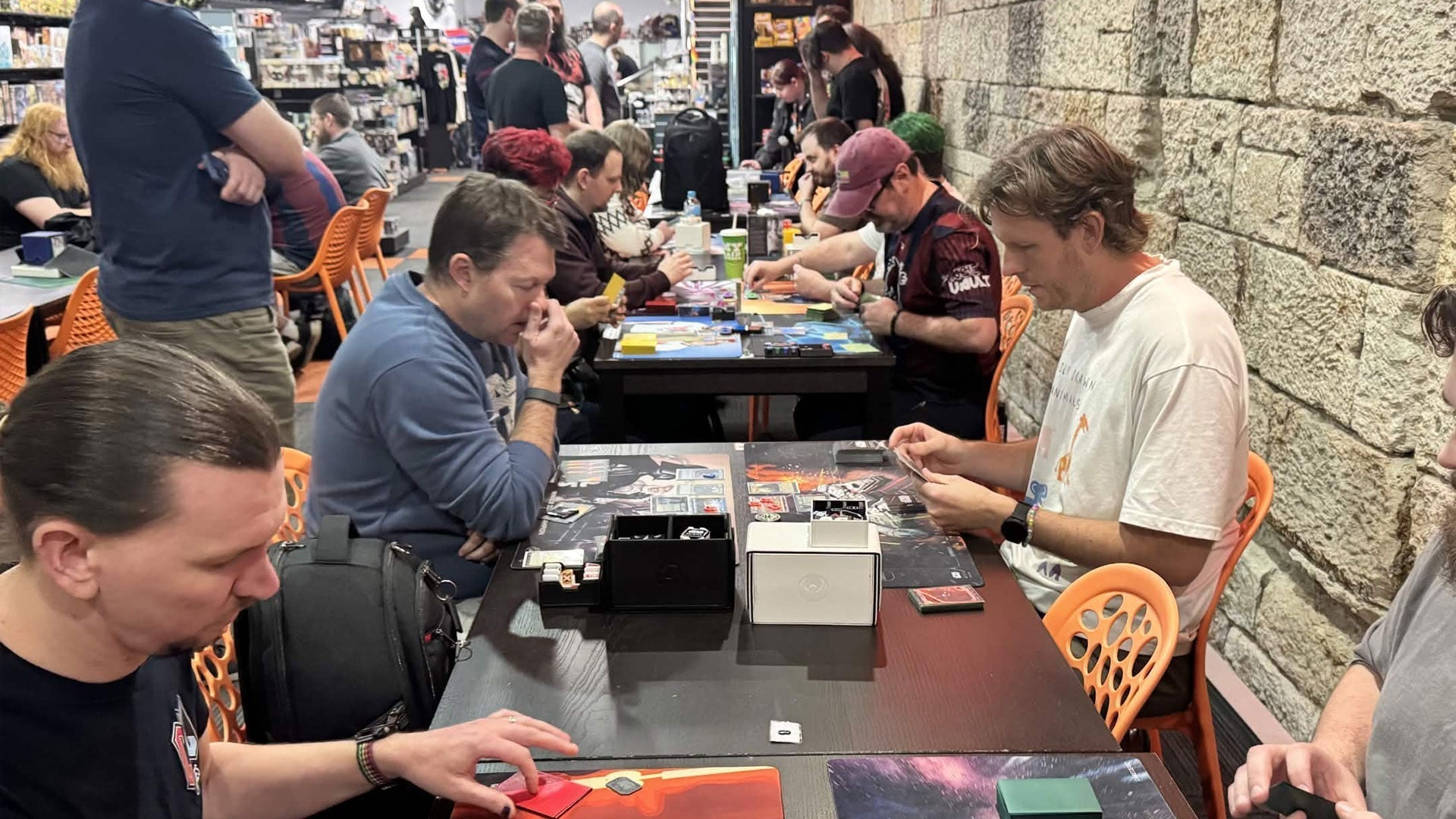 /blogs/news/the-strongest-stars-have-hearts-of-kyber-a-wrap-up-of-the-ashes-of-the-empire-planetary-qualifiers-event
